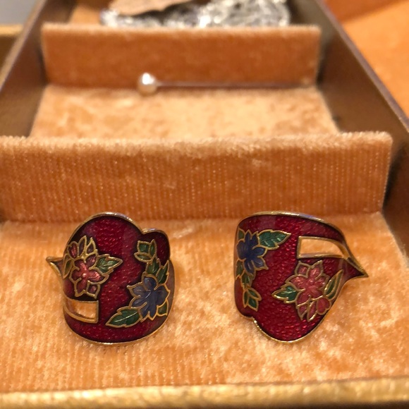 Vintage Red/Gold Floral Stud Back Earrings - Picture 4 of 7